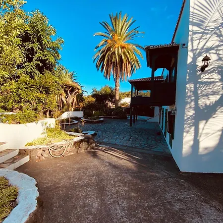 فيلة Spacious Characterful With Spectacular Views In Quiet Rural Setting.