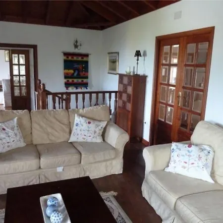 Spacious Characterful With Spectacular Views In Quiet Rural Setting. Breña Alta