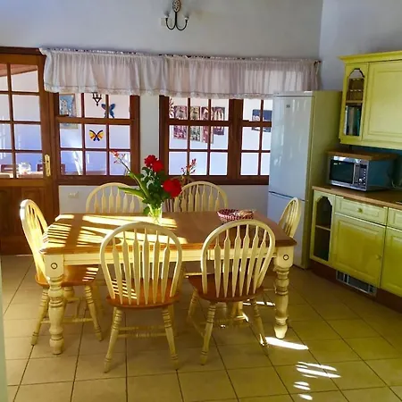 Villa Spacious Characterful With Spectacular Views In Quiet Rural Setting. *