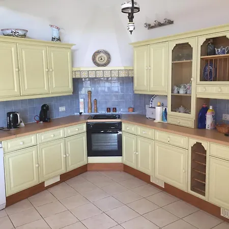 Spacious Characterful With Spectacular Views In Quiet Rural Setting. Villa