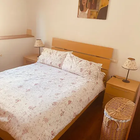 Villa Spacious Characterful With Spectacular Views In Quiet Rural Setting.